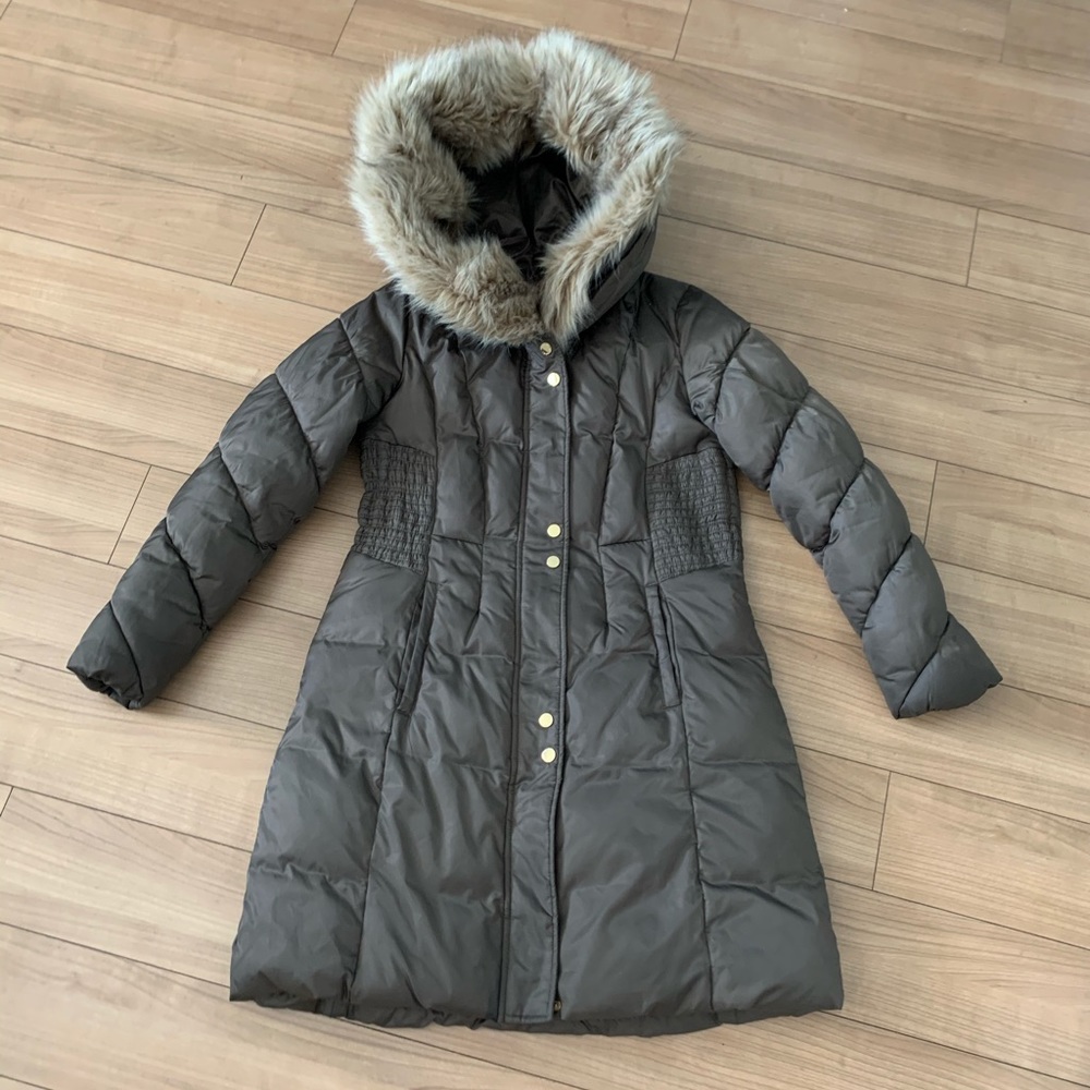 Via Spiga Puffer Coat with Faux Fir Hood in Olive